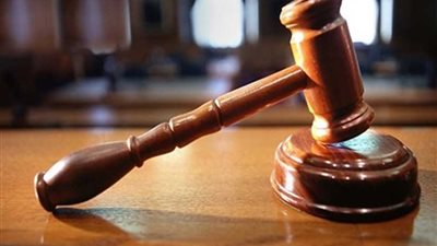 تأجيل محاكمة المستشار الاقتصادي لـ