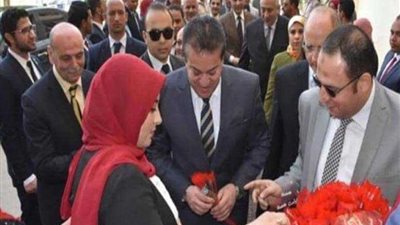 وزير التعليم العالي يرفض افتتاح مشرحة السادات