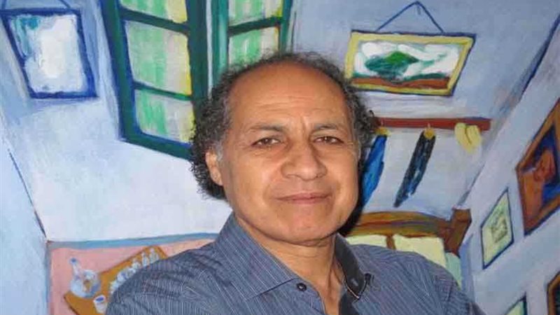 الفنان شوقي عزت يفتتح