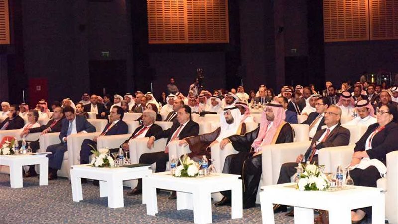 بدء المؤتمر العربي