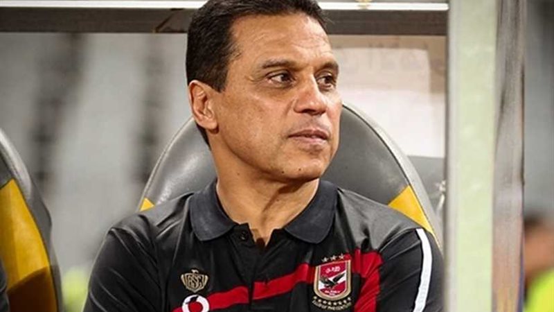 لاعبو الأهلي ينتظمون