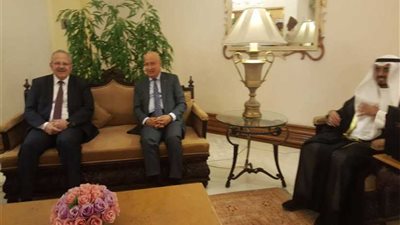 الخشت يناقش آليات تطوير الجامعة الإسلامية بباكستان