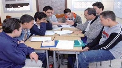 نصف دخل الأسرة ينفق على التعليم الموازي