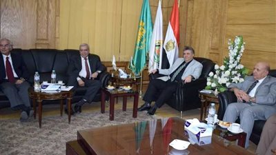 عميد طب الهاشمية الأردنية في ضيافة جامعة بنها