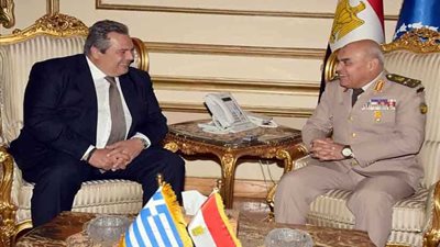 وزير الدفاع اليوناني: توافق الرؤى مع مصر في ملفات تمثل تحديًا للسلم والأمن