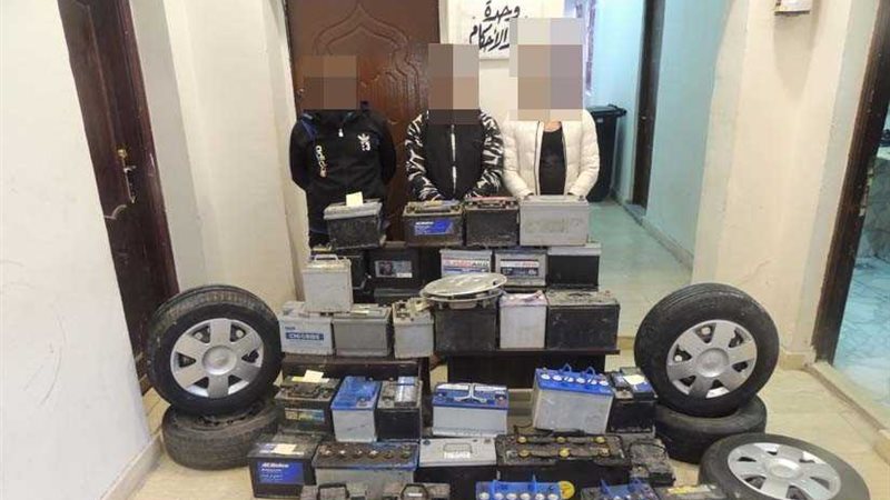 ضبط تشكيل عصابي وراء