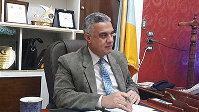 نقل وكيل وزارة الصحة السابق بالإسكندرية لمستشفى الجمهورية العام تحت حراسة مشددة