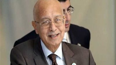 رئيس الوزراء يتفقد مشروعات تكلفتها 2.5 مليار جنيه بالإسماعيلية