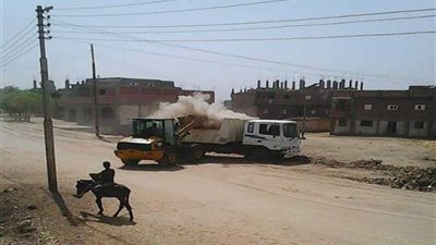 تحرير 21 محضر تعدٍ على أراضي زراعية ورفع 28طن قمامة بمنفلوط