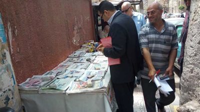 بائع الجرائد..”صديق الصحفيين“