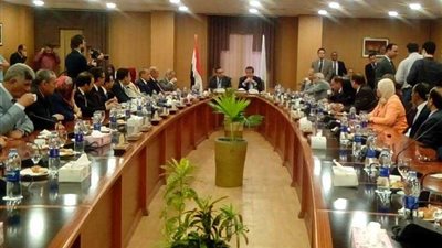 وزير التعليم العالي يزور مركز الكلى بجامعة المنصورة