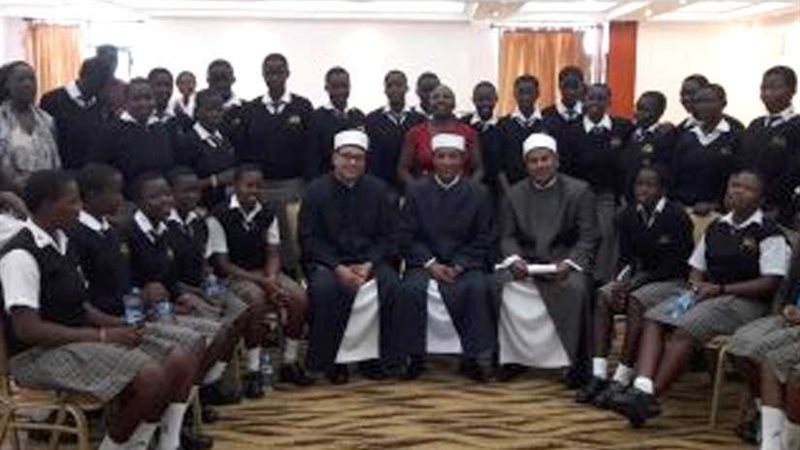 محاضرة بمقر الصليب