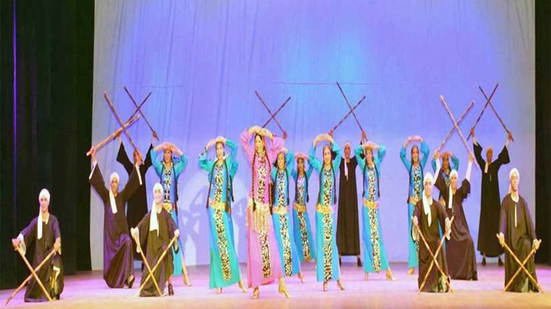 وزيرة الثقافة تشهد