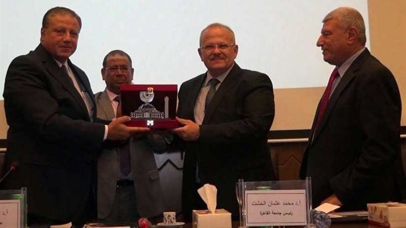 هشام عزمي يشهد افتتاح