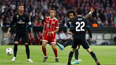 بايرن ميونخ يسقط بثنائية وينتظر العودة أمام ريال مدريد في أبطال أوروبا
