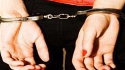 القبض على ربة منزل لممارستها الدعارة بالمنيا