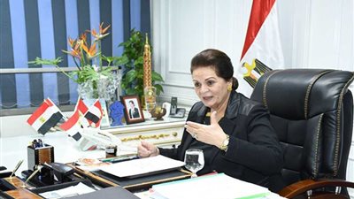 رفع كفاءة الطرق الفرعية بمدن البحيرة