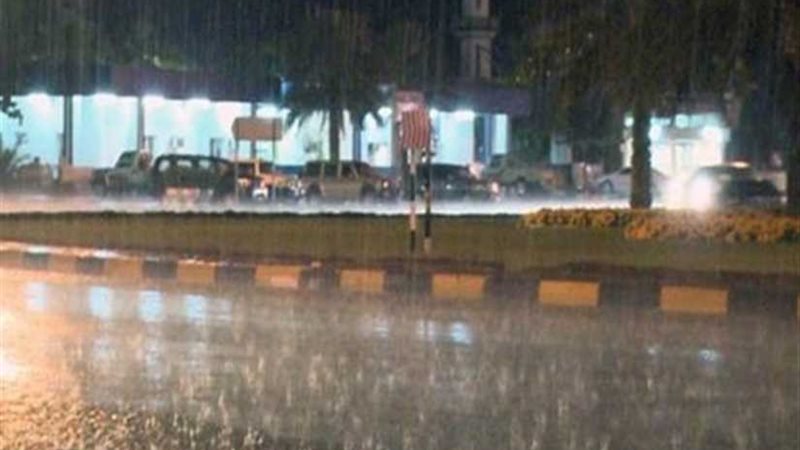 أمطار رعدية تضرب
