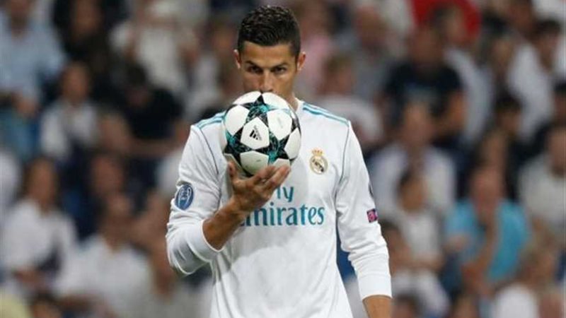 رونالدو يقود تشكيل