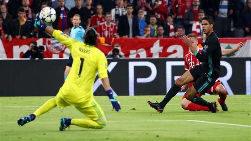 جوشو كيميش يسجل هدفًا