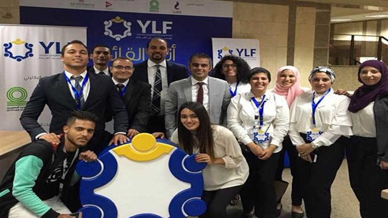 شباب القادة تبحث