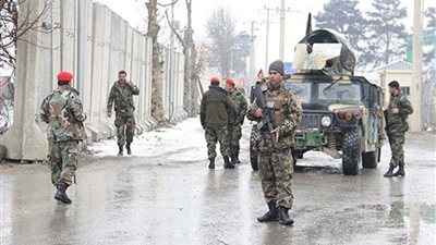 مقتل وإصابة 18 جنديا أفغانيا في هجوم على قاعدة عسكرية