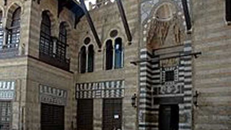 الآثار تبدأ في تطوير