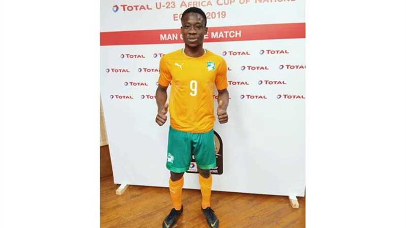 يوسف داو أفضل لاعب