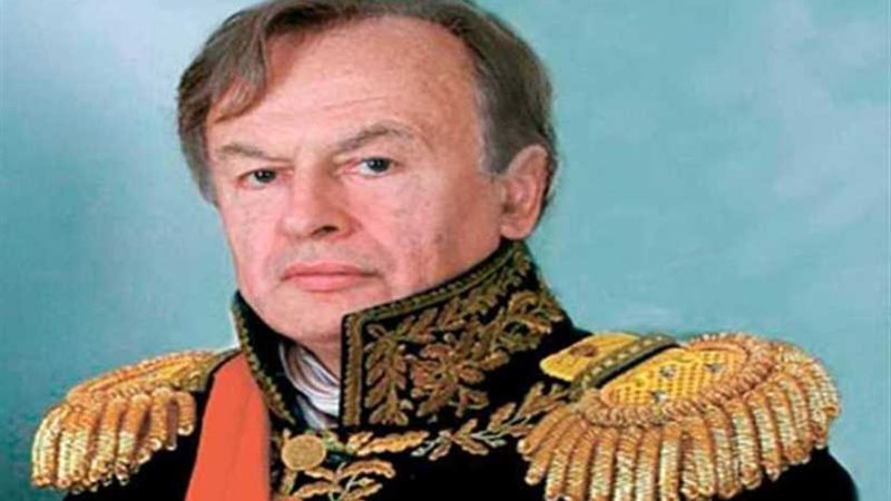 مجذوب نابليون يحاول