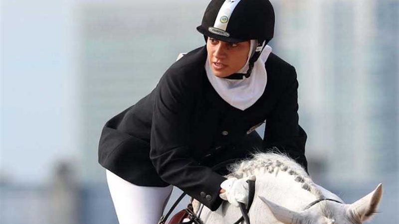 آية مدني تحتفل بعيد