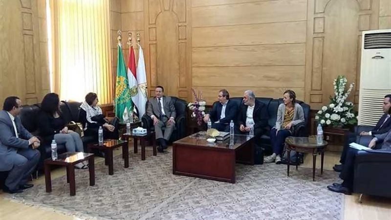 رئيس جامعة بنها يستقبل