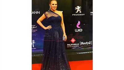 شيرين رضا تتألق في ظهورها بمهرجان القاهرة السينمائي