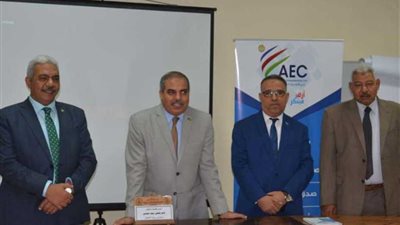 المحرصاوي وصديق يدشنان الدورة التدريبية لنادي ريادة الأعمال بجامعة الأزهر بأسيوط