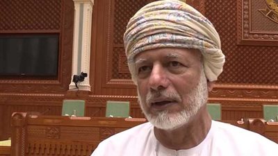 سلطنة عمان وفلسطين تبحثان سبل تعزيز العلاقات الثنائية