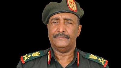 رئيس مجلس السيادة بالسودان يؤكد عمق ومتانة العلاقات مع الإمارات