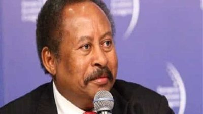 رئيس وزراء السودان يوجه بضبط وتقنين عمليات التعدين