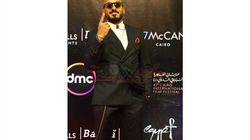 أغرب الاطلالات للفنانين