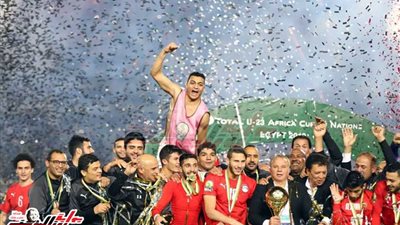 وزير الشباب والرياضة يهنىء المنتخب الأولمبي على التتويج بأمم إفريقيا