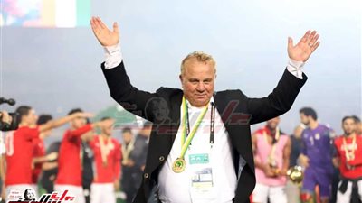 غريب أفضل مدرب.. المنتخب الأولمبى يحتكر الجوائز الفردية