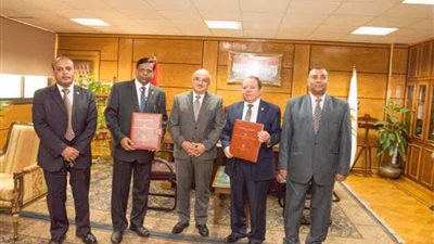 اتفاقية تعاون بين كلية صناعة السكر بأسيوط والمعهد المناظر له بالهند