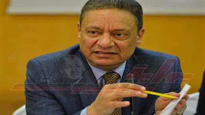 رئيس الوطنية للصحافة يستعرض تفاصيل المحتوى الرقمي للأهرام