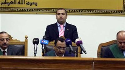 تأجيل إعادة محاكمة 46 متهمًا في قضية 