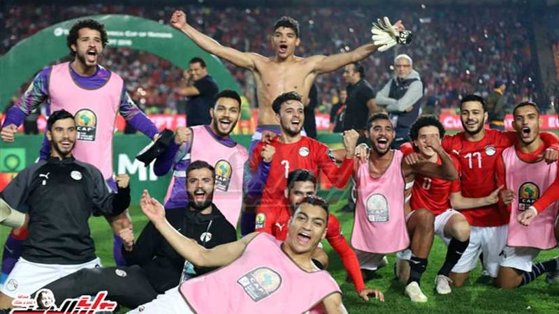 هشام حطب يهنئ المنتخب