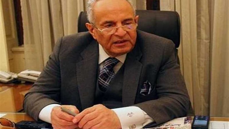 «أبو شقة» يهنئ الشعب