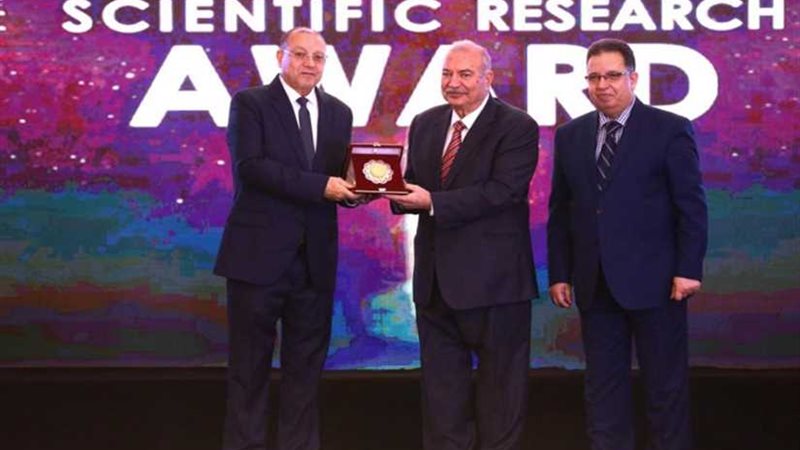 مفيد شهاب وجمال عصمت