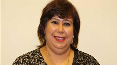 وزيرة الثقافة تشهد عرضًا لفرقة الأنفوشي للموسيقى العربية بقصر ثقافة دمنهور