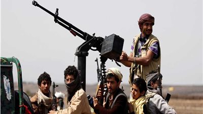 عاجل.. ميليشيا الحوثي تعتقل عشرات الموظفين بعد مطالبتهم برواتبهم