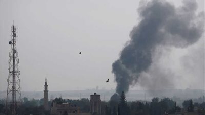 مصادر:تدمير صهاريج ومراكز لتكرير وتهريب النفط السوري إلى تركيا