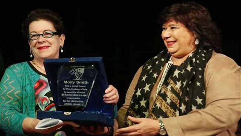 وزيرة الثقافة تكرم