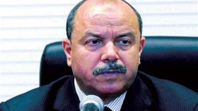 جلسات علنية لمحاكمة المسؤولين الجزائريين المتورطين في قضايا فساد